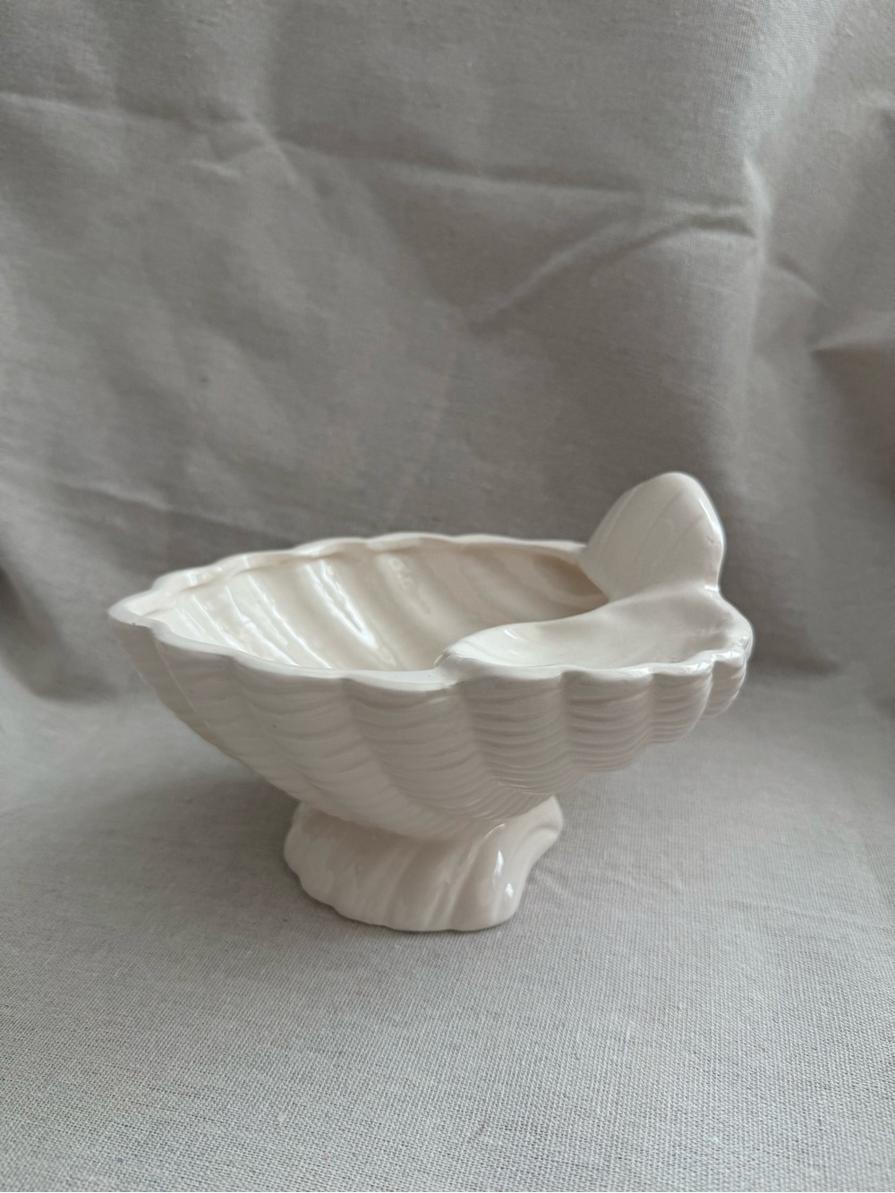 White Ceramic Shell Bowl
